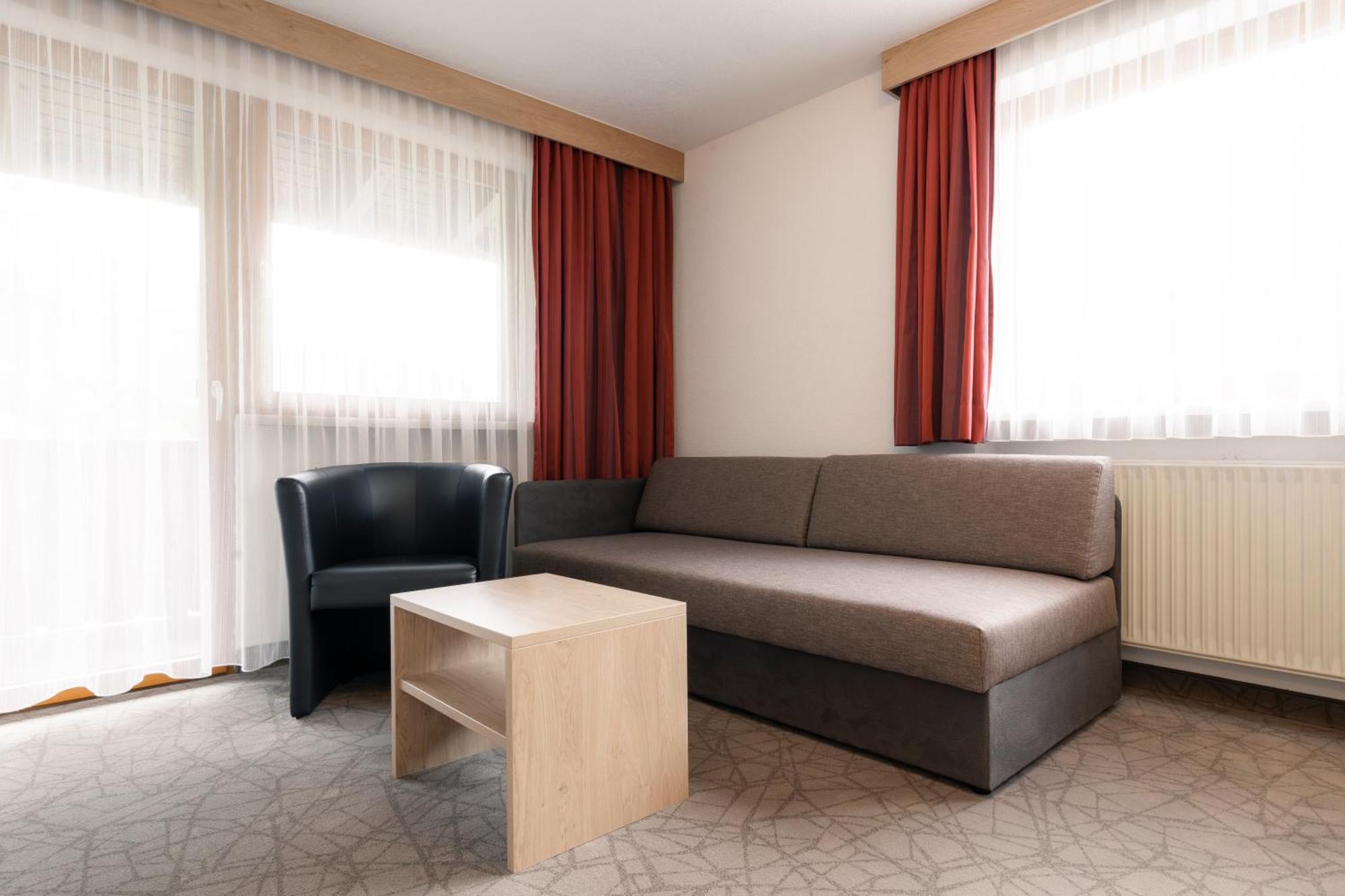 Haus Jaegerheim Apartment เนาดาส ภายนอก รูปภาพ